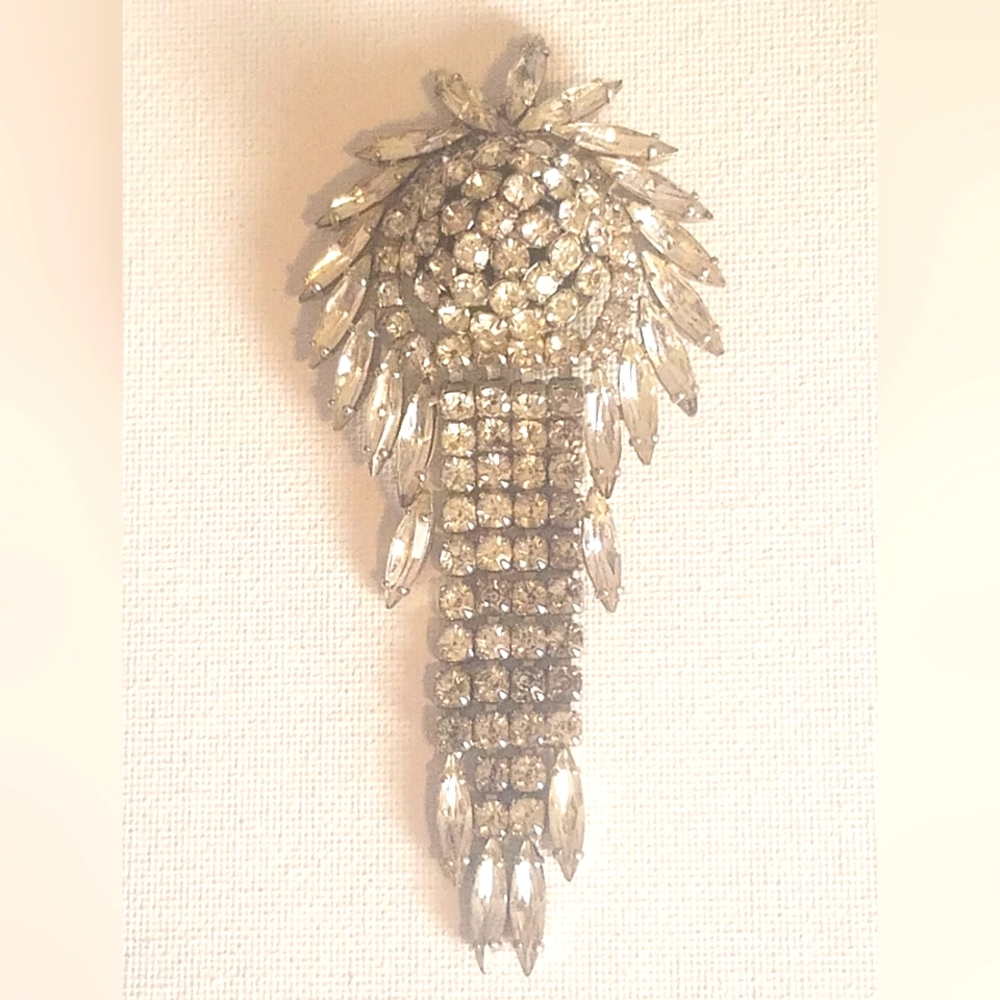 Vintage Unsigned Rhinestone Statement Brooch